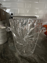  Crystal vase 