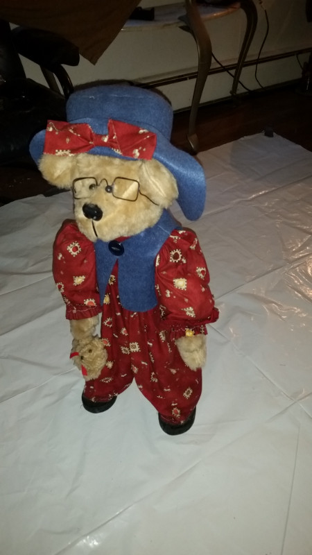 Decorative stuffed bear. in Home Décor & Accents in City of Halifax - Image 2