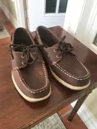 Sperry boys shoes
