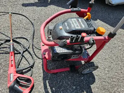 Pressure washer Homelite 2200 40$ gas wheels gun ose, View more