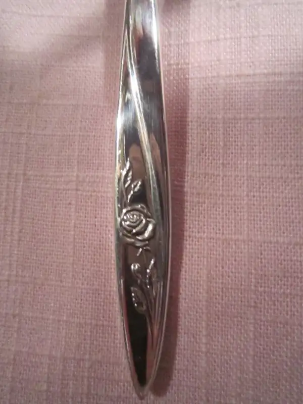 MORNING ROSE silverware set, Service for 8 in Arts & Collectibles in Winnipeg - Image 2