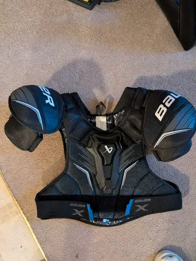 Bauer shoulder pads , View more