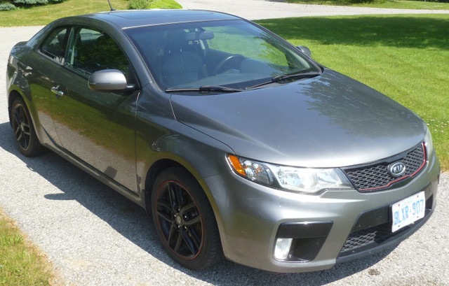 2011 Kia Forte Koup SX in Cars & Trucks in Oshawa / Durham Region - Image 3