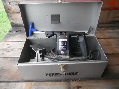 Porter Cable model 555 plate (biscuit) jointer, complete with original storage box and tools. $250.0...