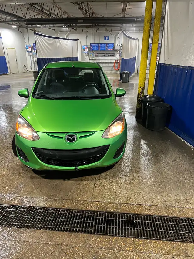 2013 Mazda 2 508551368184309763