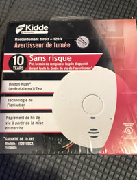  New : 2  Kidde Smoke Alarm Hard wired with 10 year backup.