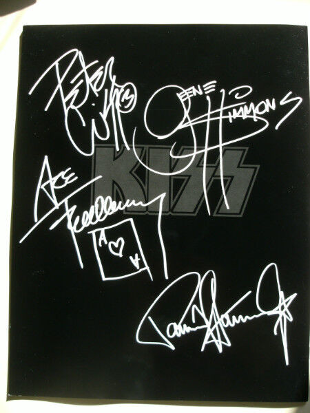KISS - Alive Worldwide 1996-1997 Tourbook (NEW) in Arts & Collectibles in Calgary - Image 2
