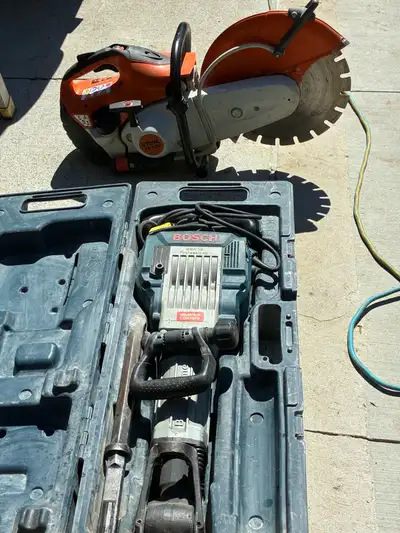 Breaker $800 Stihl ts 420 little use like new with diamond blade $800