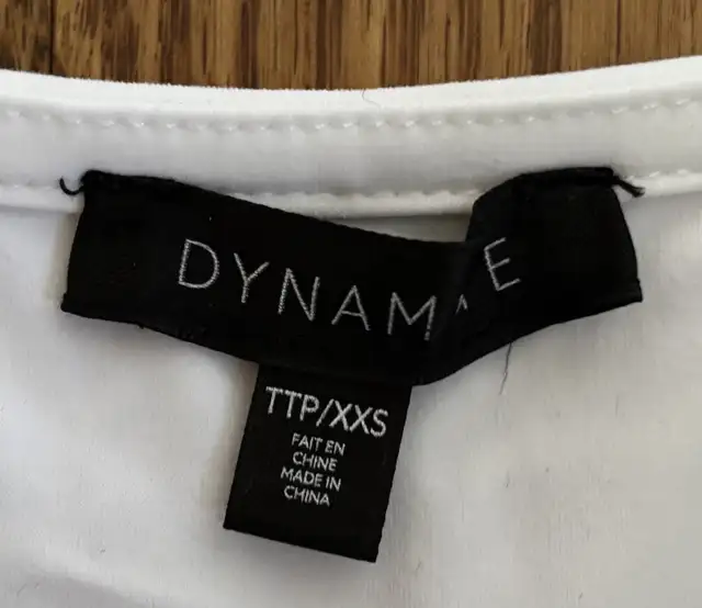 Dynamite Long Sleeve Top in Women's - Tops & Outerwear in Kitchener / Waterloo - Image 3