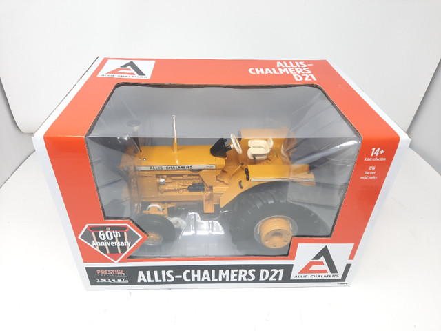 New! Allis Chalmers d21 industrial toy tractor in Toys & Games in Sarnia - Image 2