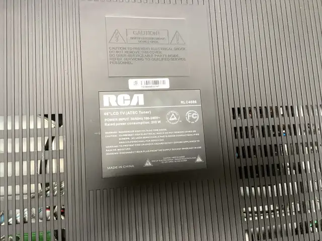 RCA 46" LCD TV in TVs in Gatineau - Image 8