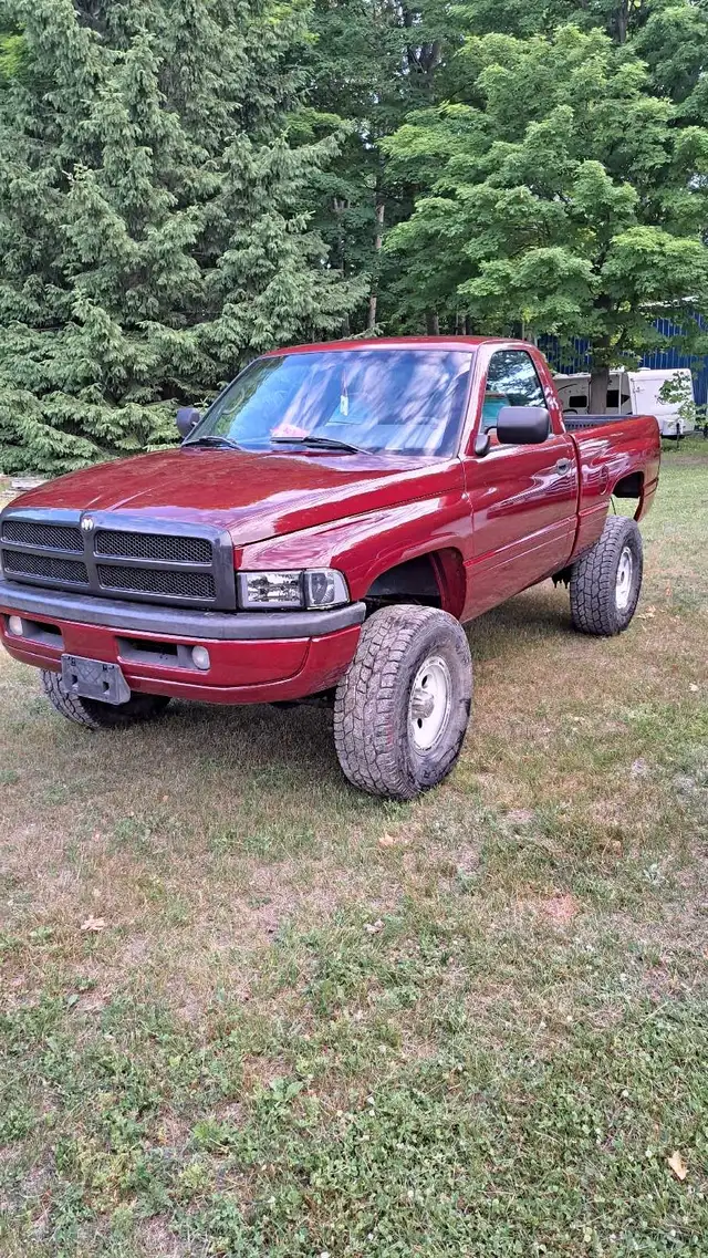 1997 Dodge Ram in Cars & Trucks in Barrie - Image 8