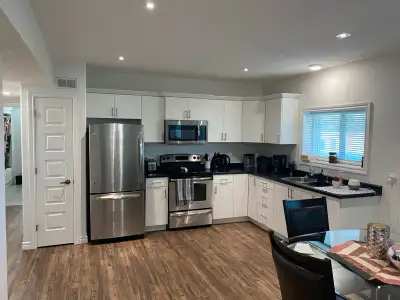 Large 1 bedroom apartment