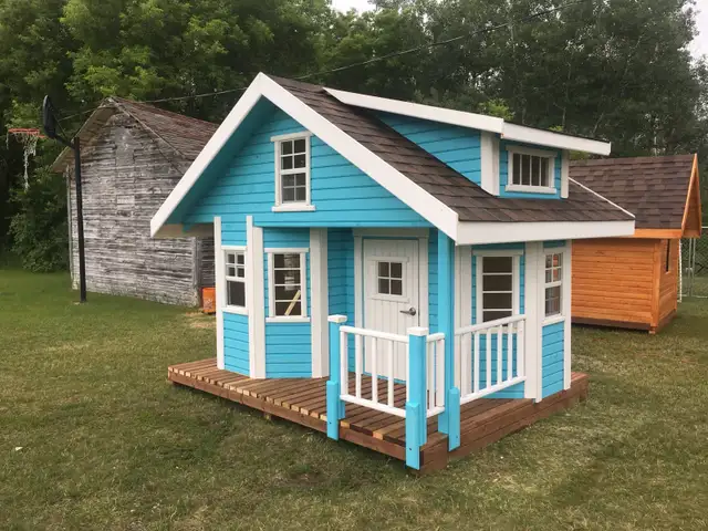 Playhouse  Childrensplayhouse  Cabin in Toys & Games in Winnipeg - Image 2