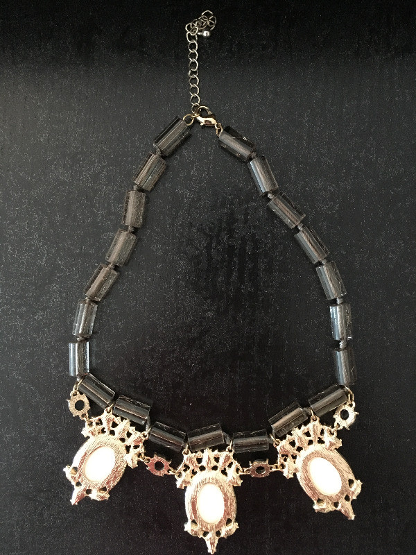 Bracelets Shamballa / collier necklaces dans Bijoux et montres  à Trois-Rivières - Image 3