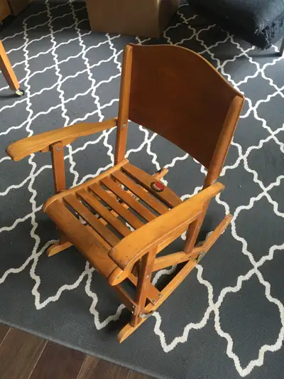 Chaise à bascule pour enfant Clément Trois Rivières, View more