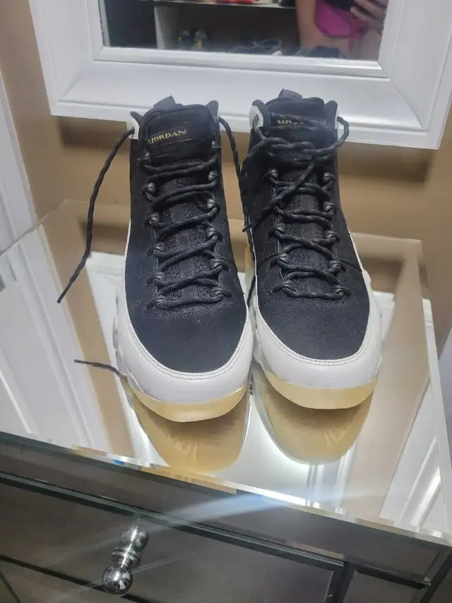 Original Jordan 9 Retro City of Flight 2018 size 9 in Men's Shoes in Kitchener / Waterloo - Image 5