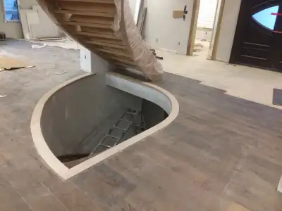 Experienced Flooring Installer 
