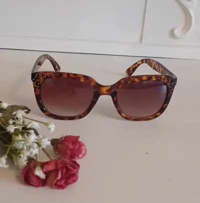 Tahari, Women's Sunglasses, View more