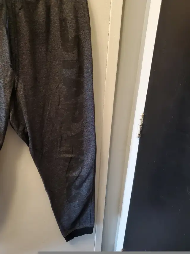 Men's HeadGear & Star Wars  Sweatpants  in Men's in Mississauga / Peel Region - Image 7