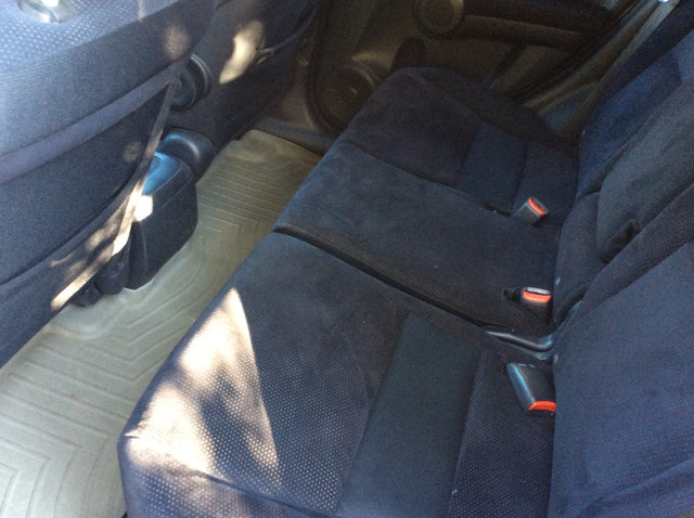 2010 Honda CRV AWD $9000 dans Autos et camions  à Ville de Montréal - Image 3