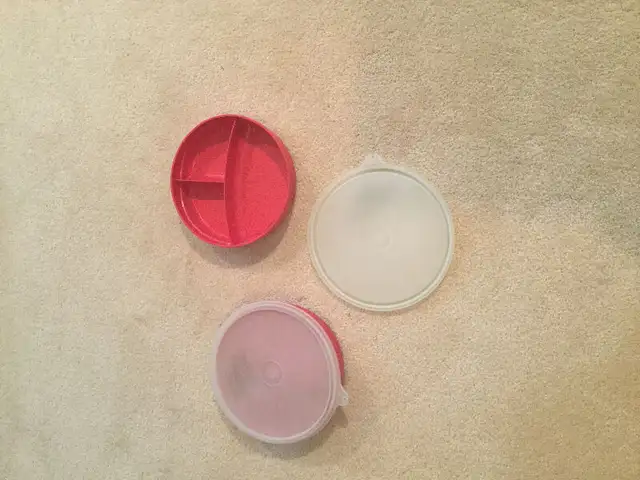 Tupperware, 2 Snack Containers,  Jug in Kitchen & Dining Wares in Vancouver - Image 2