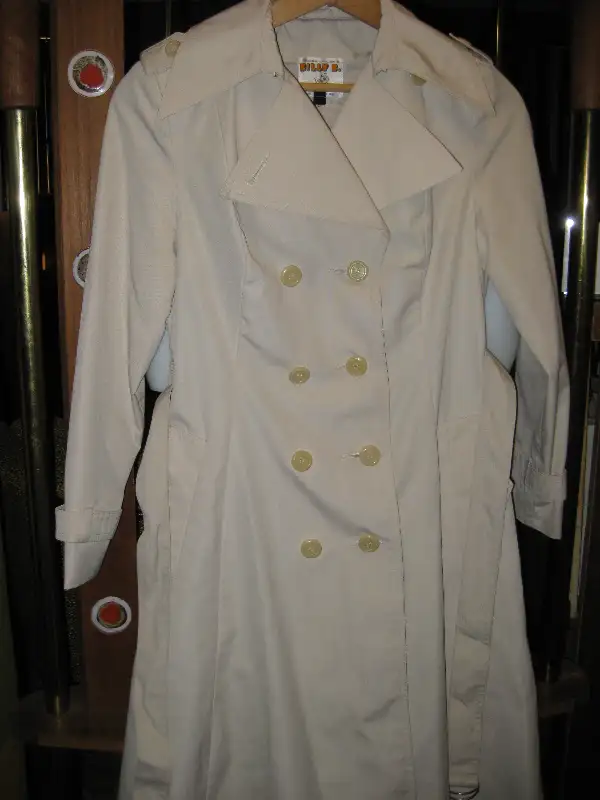 VINTAGE MANTEAUX POUR FEMMES COURTS ET LONGS PRINTEMPS & AUTOMNE in Arts & Collectibles in Laval / North Shore - Image 6
