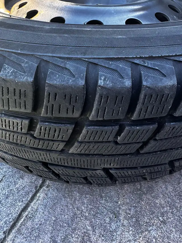 2016 hyundai SantaFae winter tires with rims  in Tires & Rims in Hamilton - Image 3