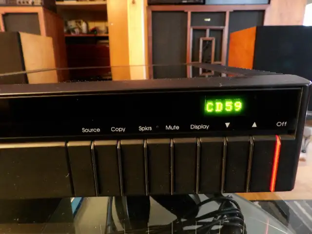 Meridian 551 integrated amplifier, CONSIDERING TRADES in Stereo Systems & Home Theatre in Gatineau - Image 3