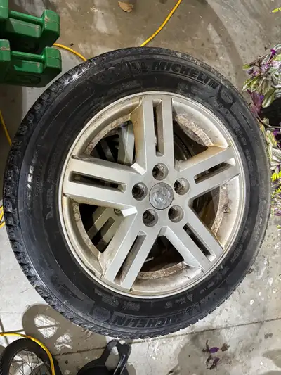 5 x114.3, 225/55 R17 Dodge calibre rims, a little corrosion but should clean up okay or make nice wi...