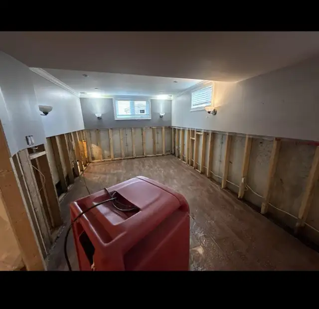 24/7 Emergency Restoration & Cleaning Services Free Estimate63006658663171123