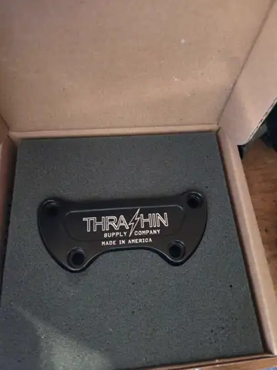 Brand new thrashin supply top clamp.