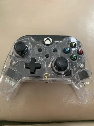 Xbox controller, good condition, View more