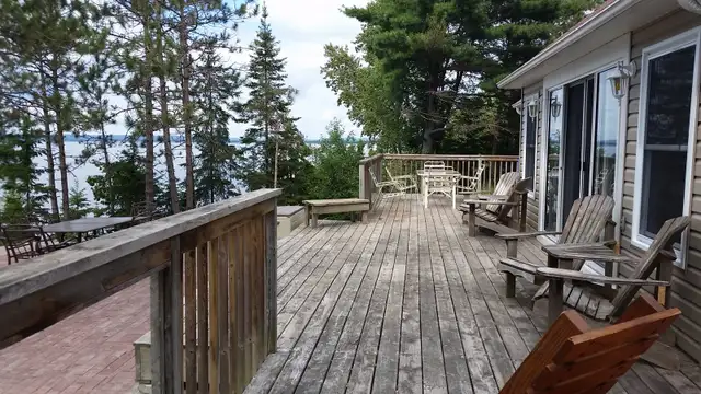 Secluded Three Bedroom Cottage Lake Nipissing in Ontario in Canada - Image 3
