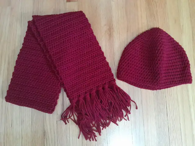 Handmade Women's/Men's Girls/Boys Hat & Scarf Set