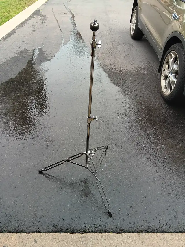 Kick drum pedal in Drums & Percussion in Markham / York Region - Image 5
