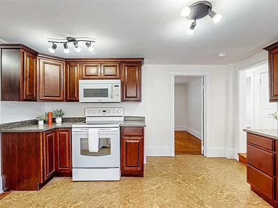 Please read ad in its entirety prior to responding with questions. Apartment is currently rented sho...