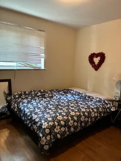 Female room for rent (Christian)