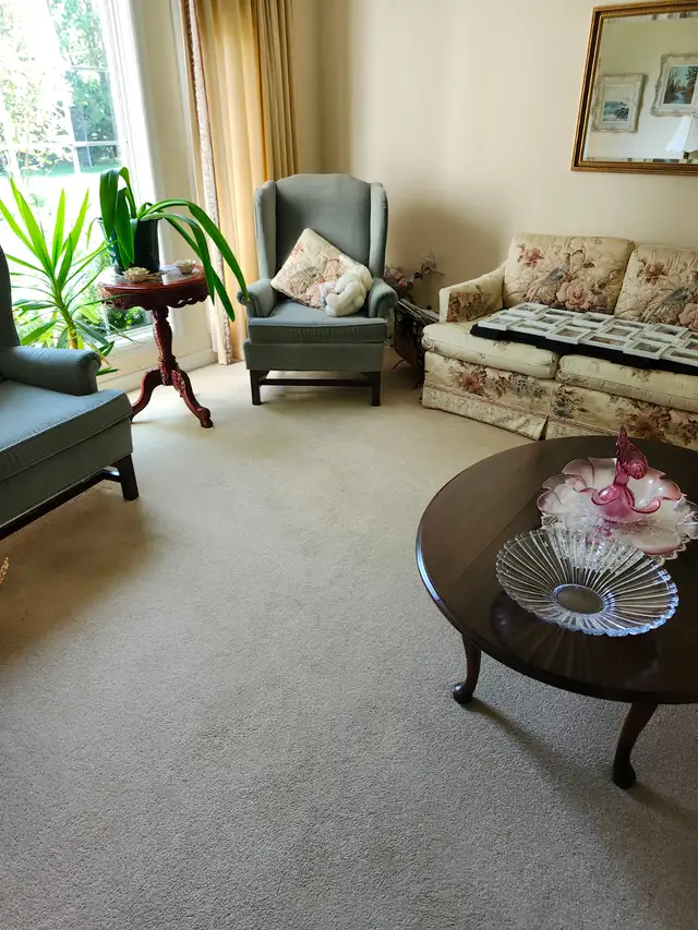 Flooring installer565626426758932484