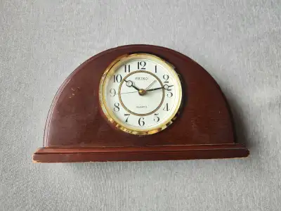SEIKO Vintage Mantle Desk Clock Quartz Gold Trim Wood Base, View more