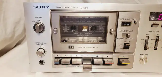 VINTAGE Sony TC-K60 Stereo Cassette Deck Tape Player Tapecorder in Stereo Systems & Home Theatre in Mississauga / Peel Region - Image 3