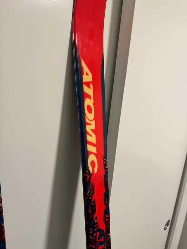 Atomic 191 Skis in Ski in North Shore - Image 3