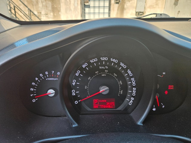 Kia sportage 2011 Ex 5700$ — photo 2