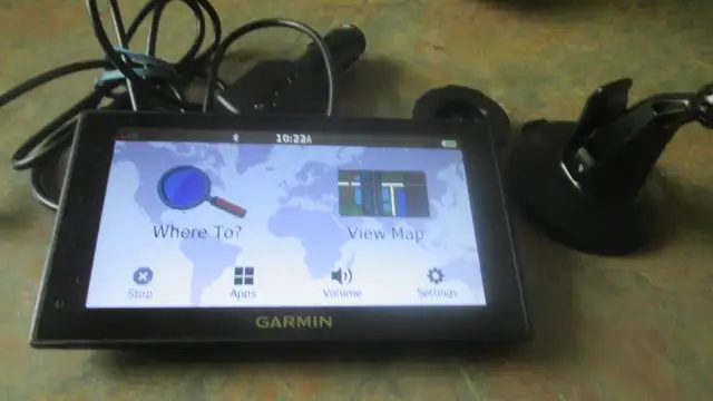 Garmin DriverSmart 60 LMT GPS Navigator bundle 32GB Micro SD car in General Electronics in St. Catharines - Image 8