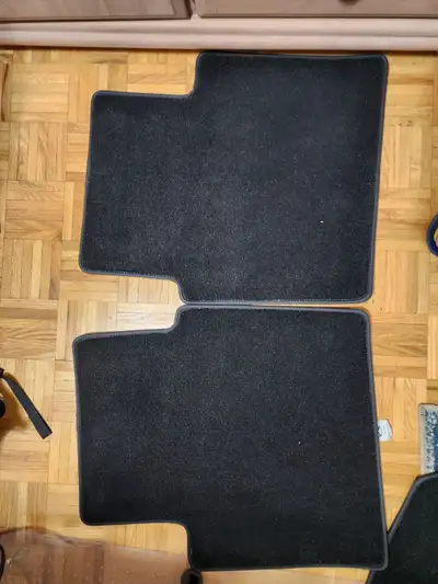 Selling My Floor Mats they are brand new as soon as i bought my car i had floor liners installed and...