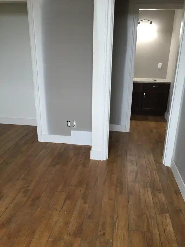 Red Seal Floor Installer/tile setter for hire in Flooring in Kamloops - Image 3