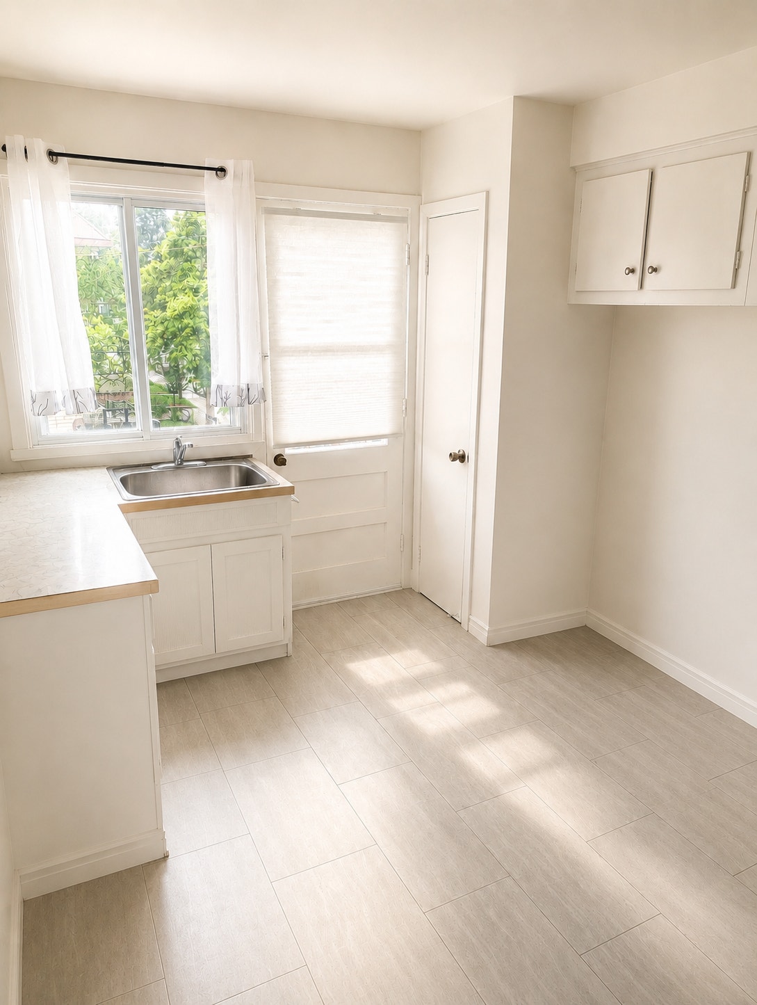 1 Bedroom 1 Bathroom - Ahunsic Cartierville — photo 3