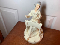 Vintage Royal Doulton’s Ivory Bone China Figurine “Musicale”