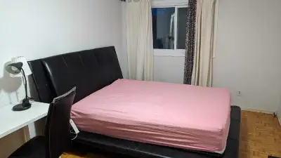 Master bedroom for rent, near la cite college