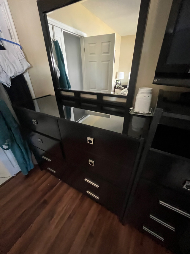 Bedroom dressers in Dressers & Wardrobes in Trenton - Image 2
